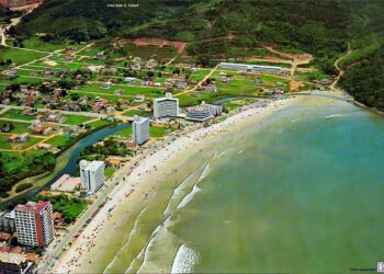 história de balneário camboriú